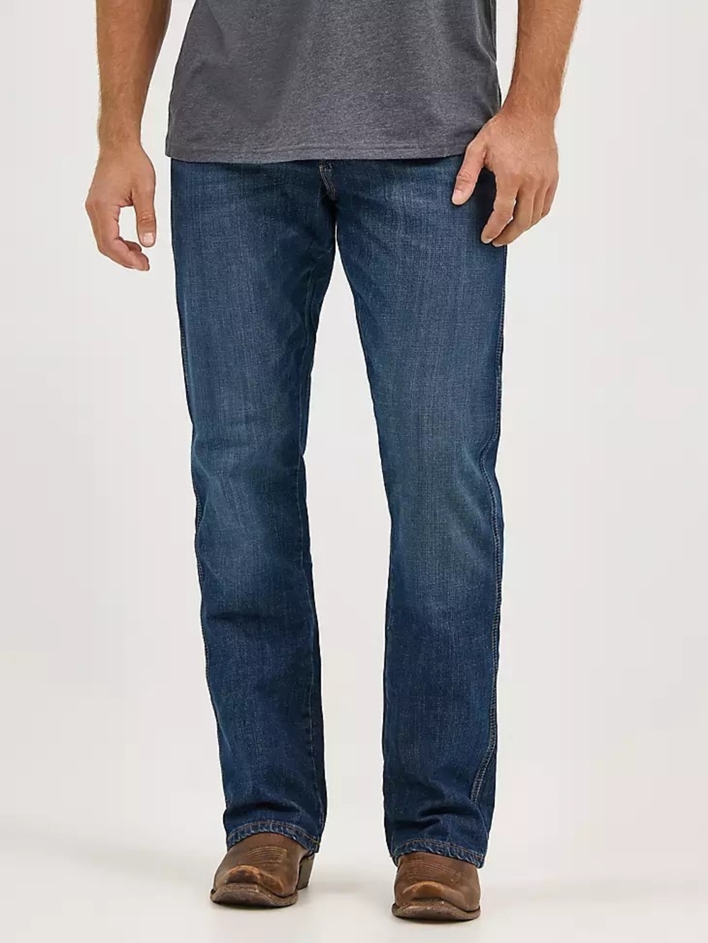 Men's Wrangler Retro® Relaxed Fit Bootcut Jean - Picture 2 of 9